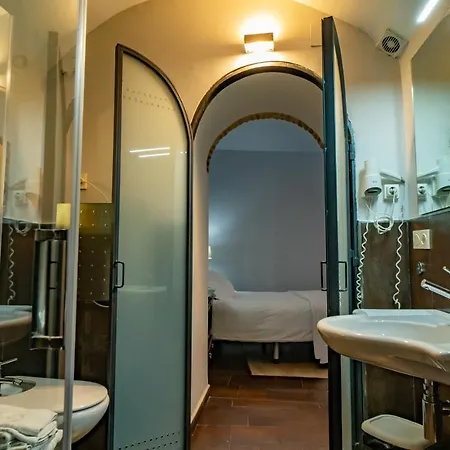 Alfonso Ix Hotel 2*