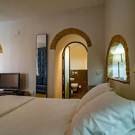 Alfonso Ix (adults Only) 2* Caceres