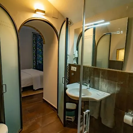 Alfonso Ix (adults Only) Hotel