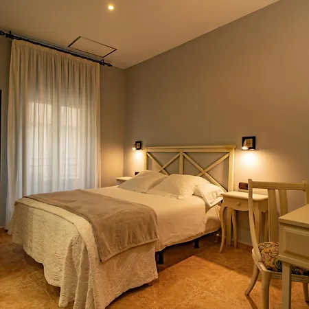 Alfonso Ix (adults Only) Hotel 2*