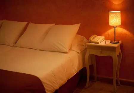 Alfonso Ix Hotel Caces