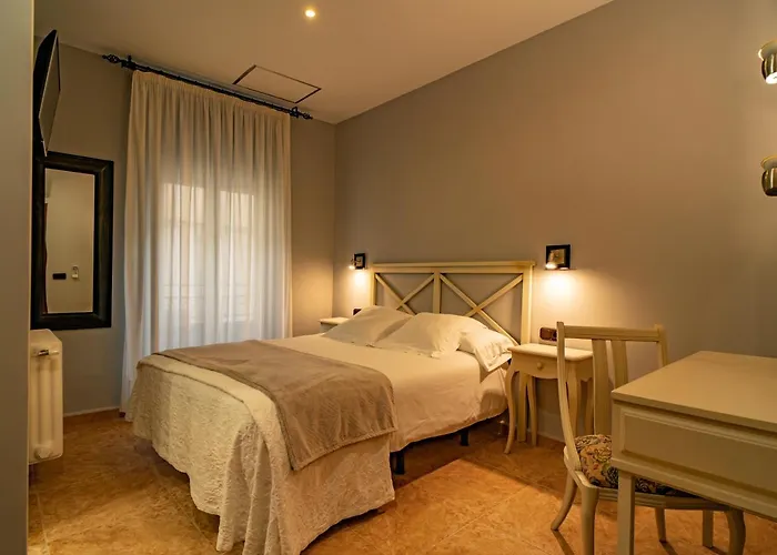 Alfonso Ix (adults Only) Otel 2*