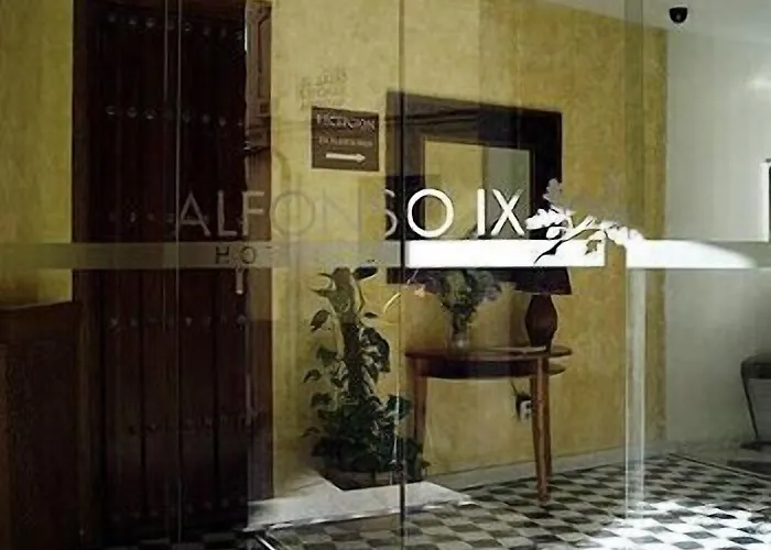 Alfonso Ix (adults Only) Otel Caces